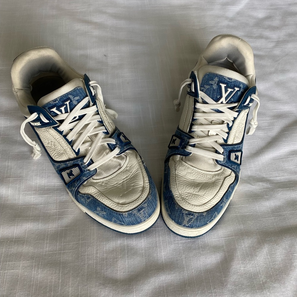 Louis Vuitton White and Blue Monogram Low-Top Sneakers